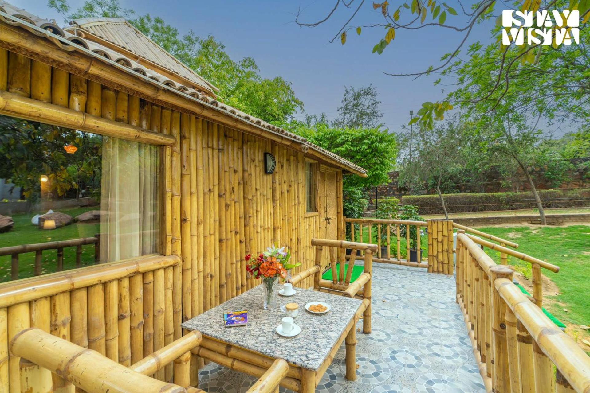 Stayvista At Maple Farms With Pool, Bbq & Bonfire Sohna Exteriér fotografie
