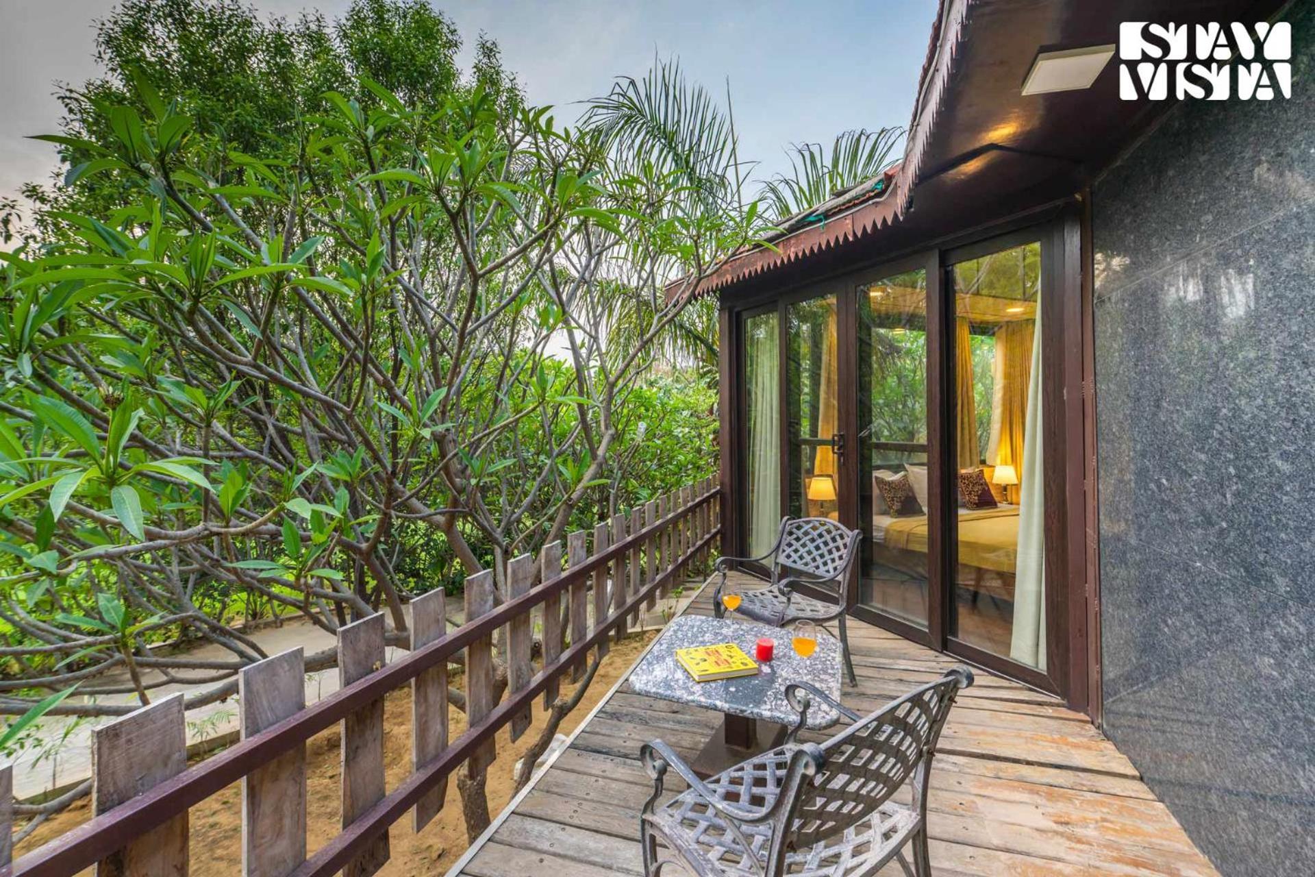Stayvista At Maple Farms With Pool, Bbq & Bonfire Sohna Exteriér fotografie